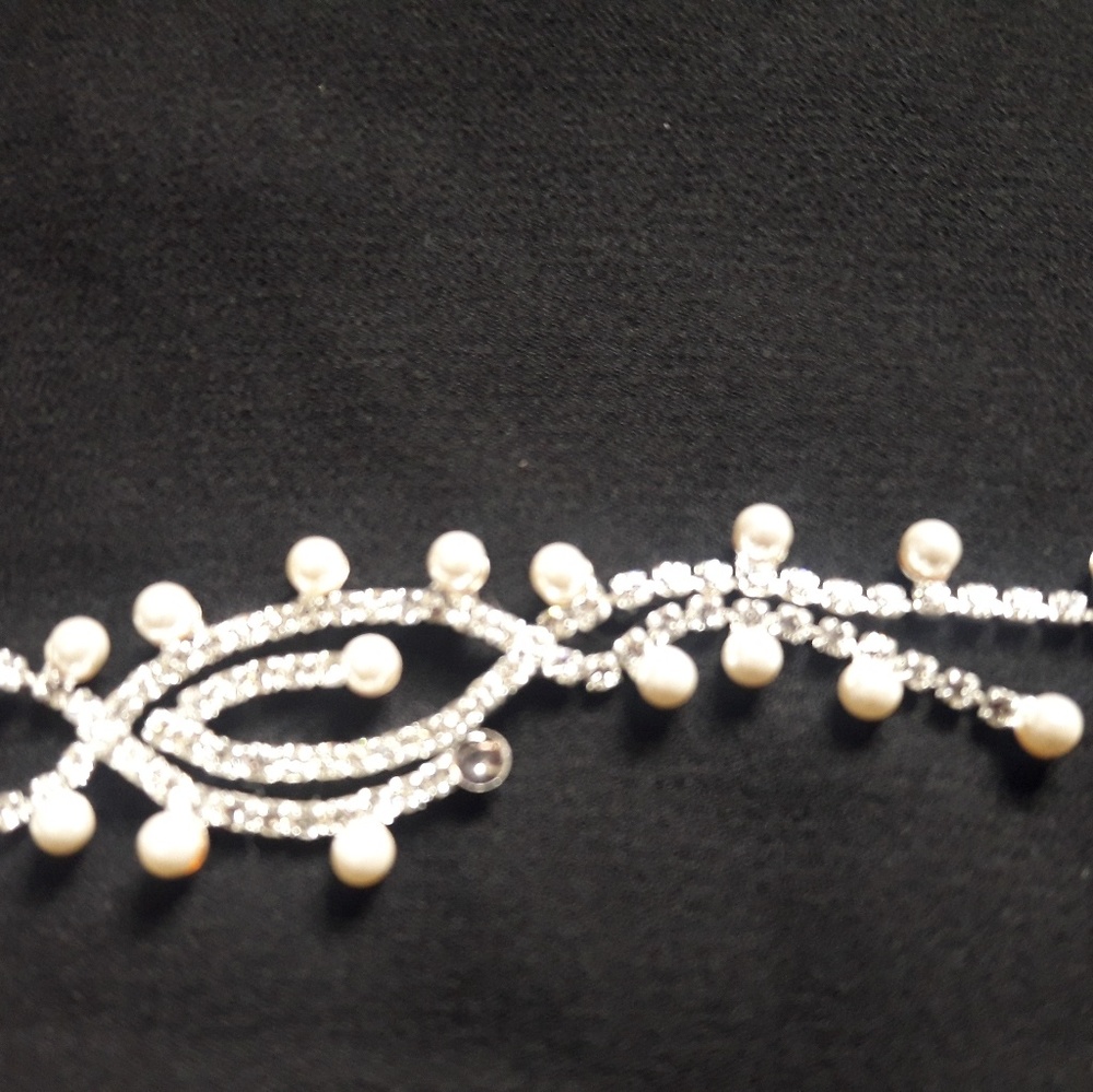 Jewelry - Picture 2 of 4